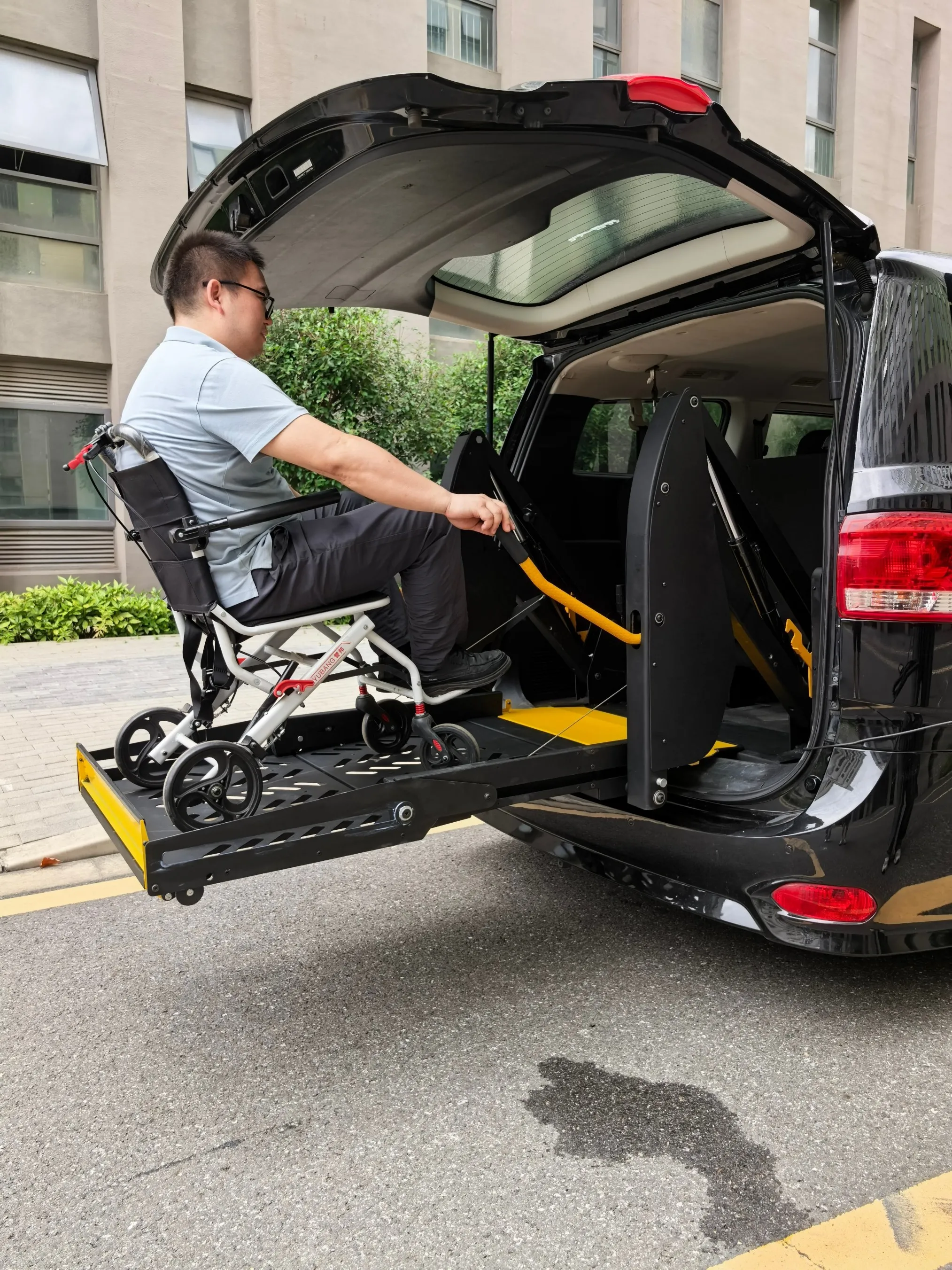 Cantilever Lifts L3A